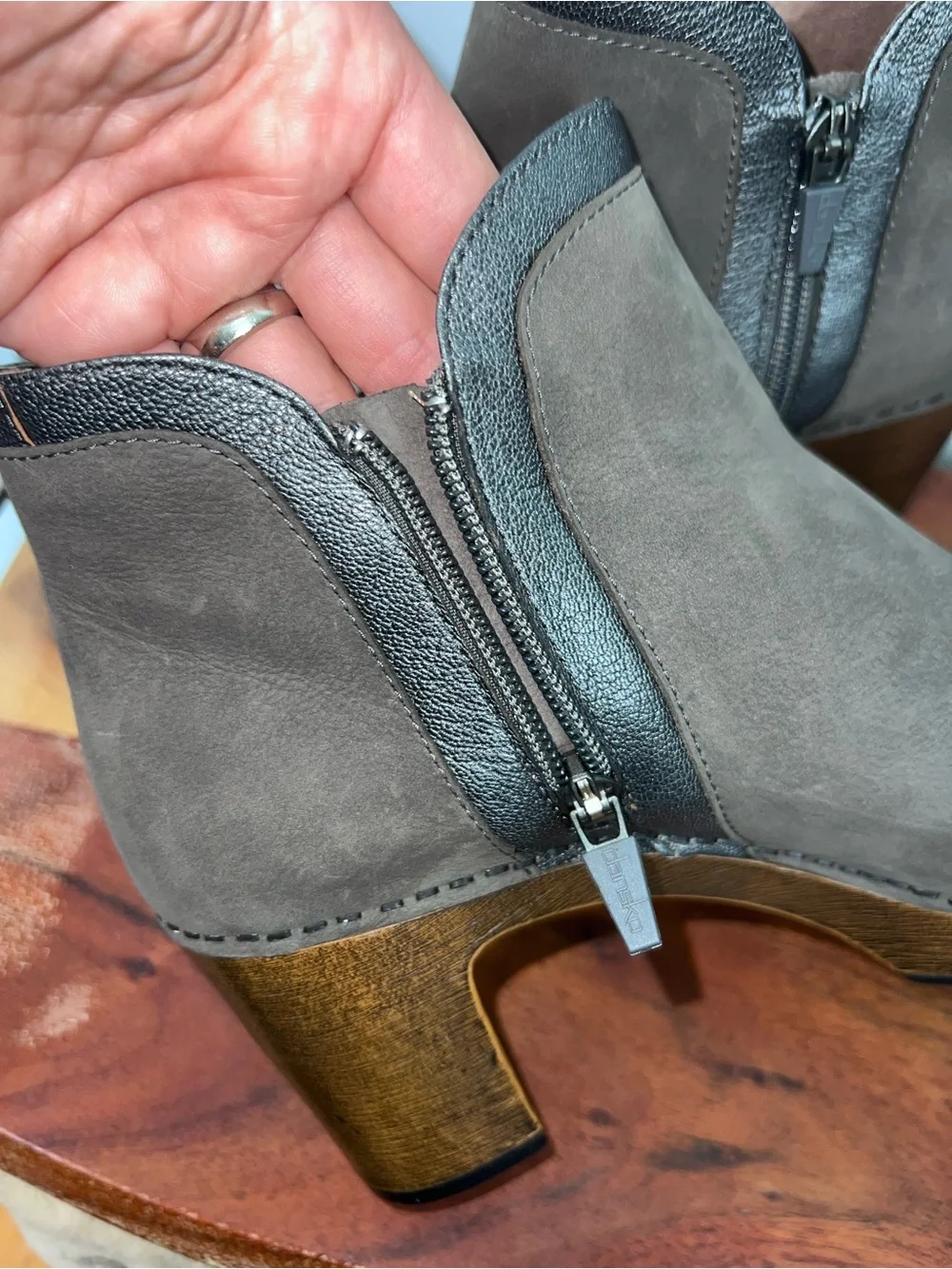 Dansko Dora Gray Leather Suede Ankle Boots Booties Size 38 Metallic Trim